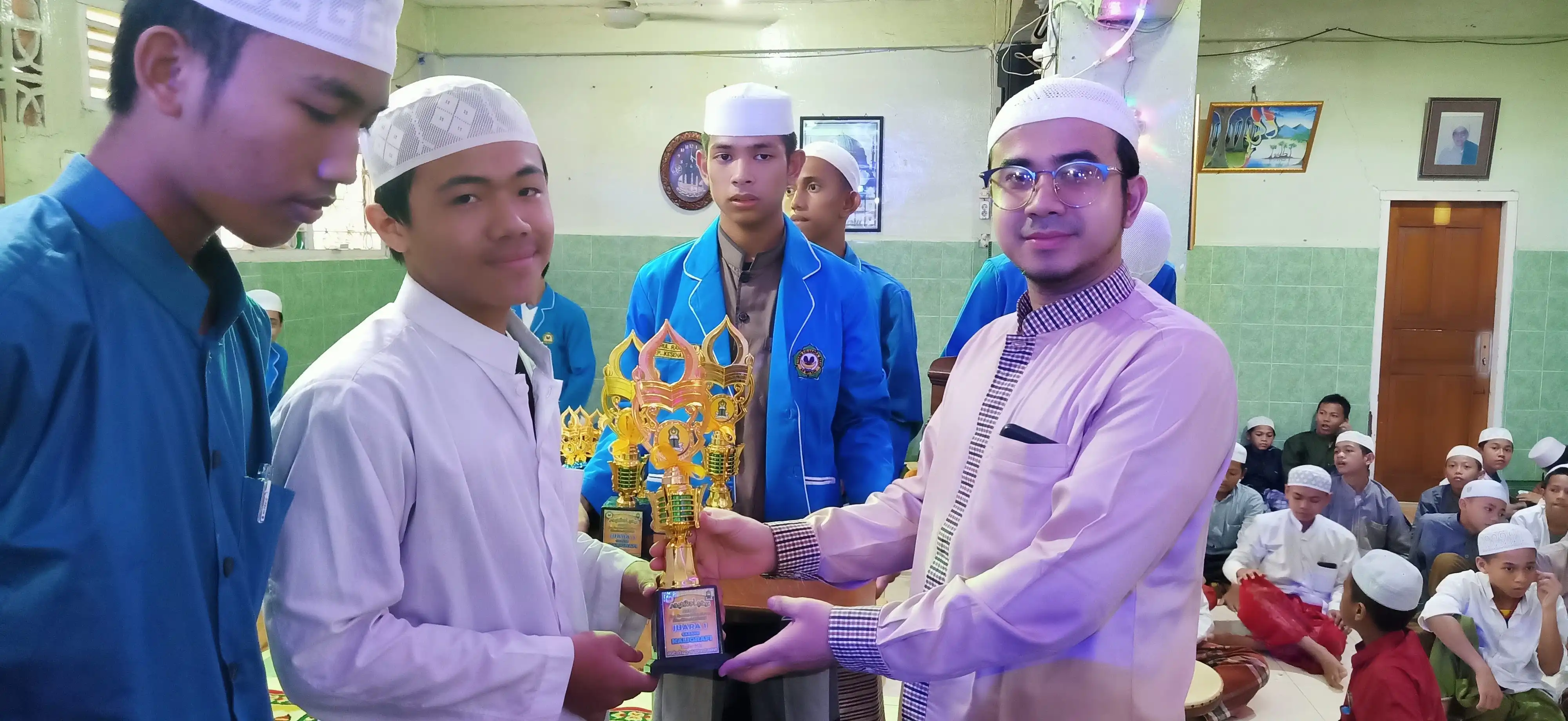 Pembagian Hadiah 73